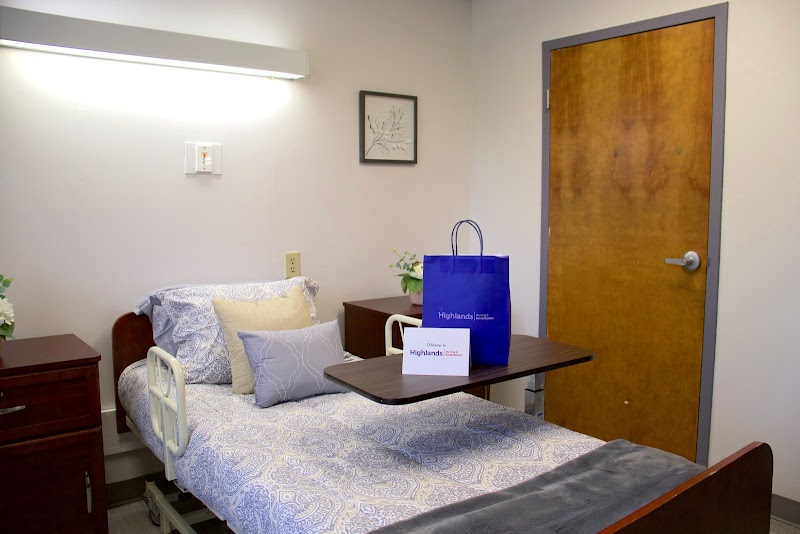 HIGHLANDS NURSING AND REHABILITATION nursing home in LOUISVILLE, KY - Photo 4 of 5