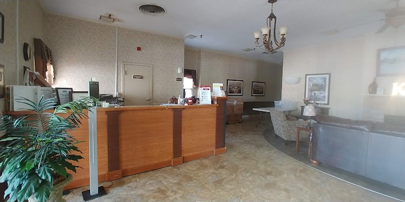 Kenwood Health and Rehabilitation Center nursing home in Richmond, KY - Photo 4 of 6