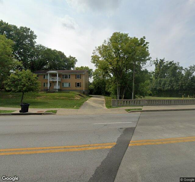 Eastway Health & Rehabilitation nursing home in Louisville, KY - Photo 2 of 2