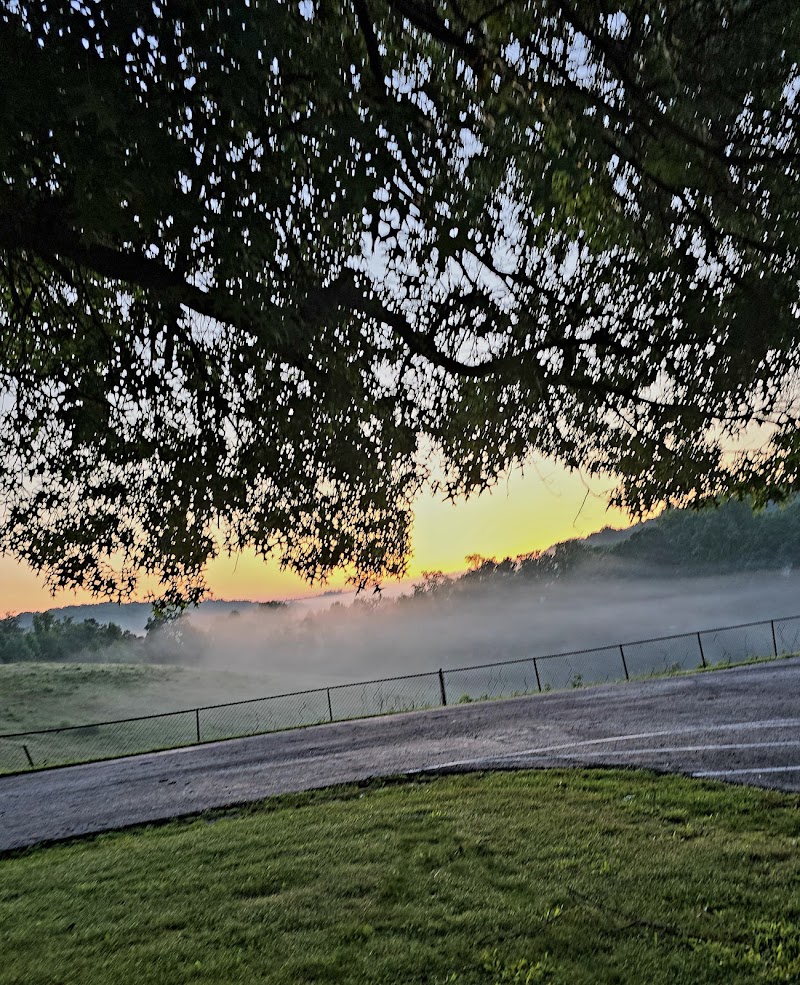 Hillcrest Health and Rehabilitation Center nursing home in CORBIN, KY - Photo 1 of 5