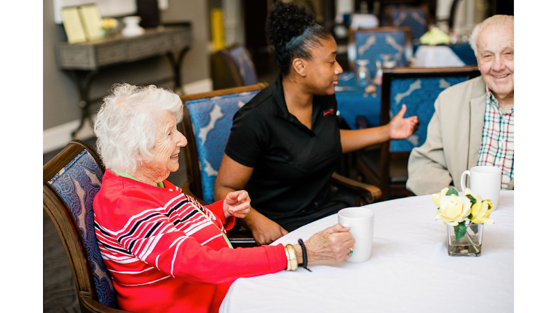 Lyndon Crossing nursing home in Louisville, KY - Photo 2 of 5