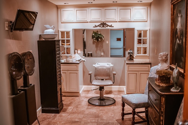 Letcher Manor nursing home in Whitesburg, KY - Photo 3 of 5