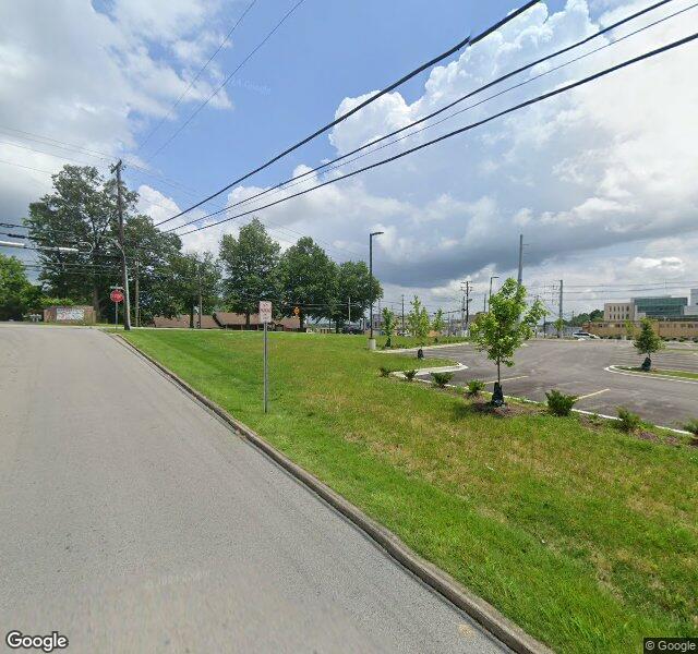 ELIZABETHTOWN NURSING AND REHABILITATION CENTER nursing home in ELIZABETHTOWN, KY - Photo 2 of 3