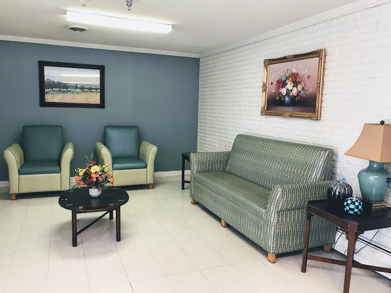 Greenville Nursing and Rehabilitation nursing home in Greenville, KY - Photo 3 of 10