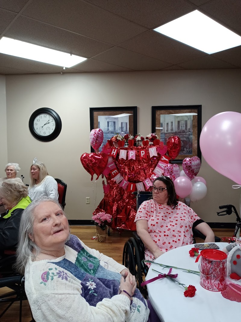 CAL TURNER REHAB AND SPECIALTY CARE nursing home in SCOTTSVILLE, KY - Photo 4 of 5