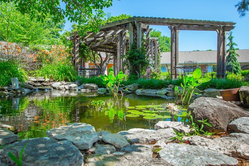 Signature Healthcare at Jefferson Place Rehab & We nursing home in Louisville, KY - Photo 5 of 10