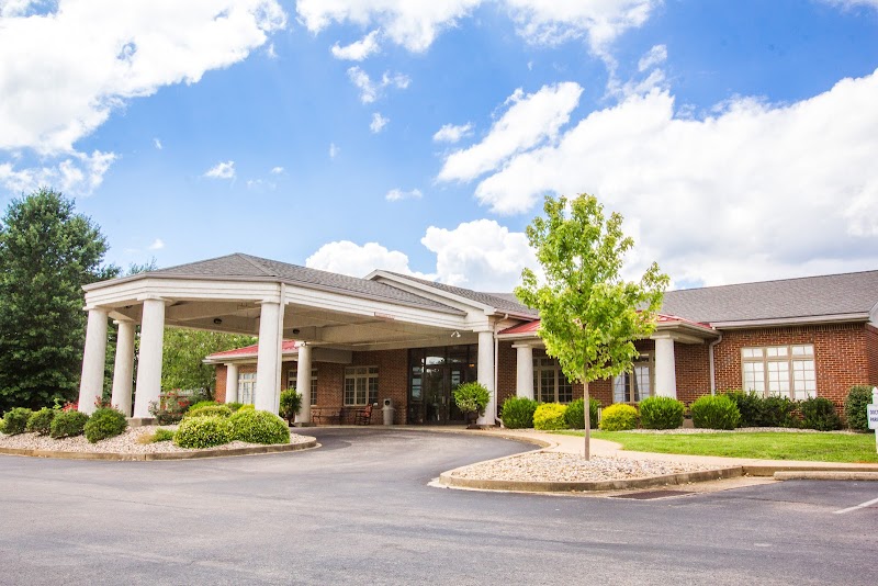 Signature Healthcare of Hart County Rehab & Wellne nursing home in Horse Cave, KY - Photo 2 of 10