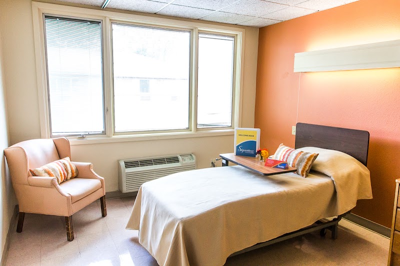 Signature Healthcare of Hart County Rehab & Wellne nursing home in Horse Cave, KY - Photo 4 of 10