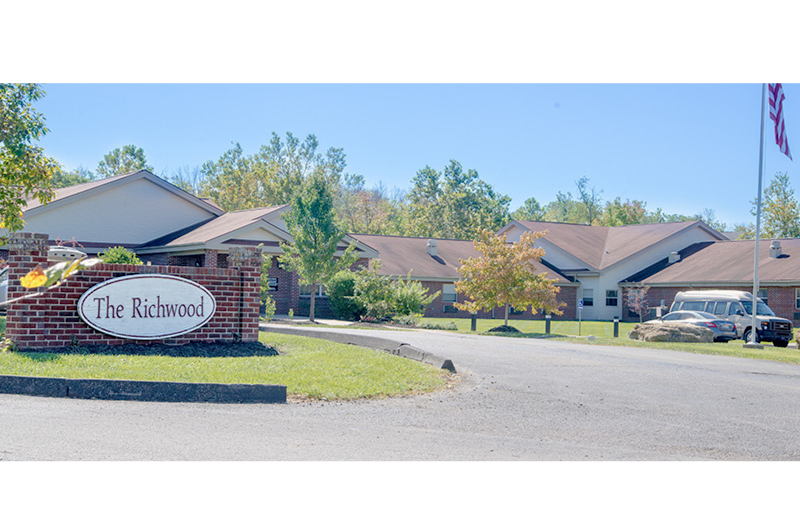 Richwood Nursing & Rehab nursing home in La Grange, KY - Photo 2 of 3