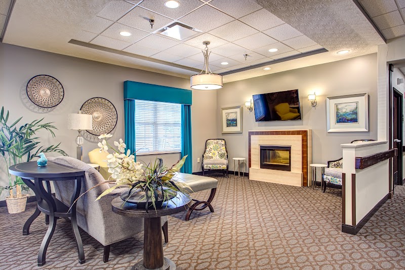 FOREST SPRINGS HEALTH CAMPUS nursing home in LOUISVILLE, KY - Photo 3 of 9