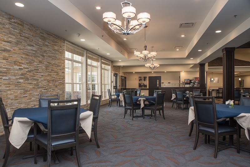 Sanders Ridge Health Campus nursing home in Mount Washington, KY - Photo 5 of 10