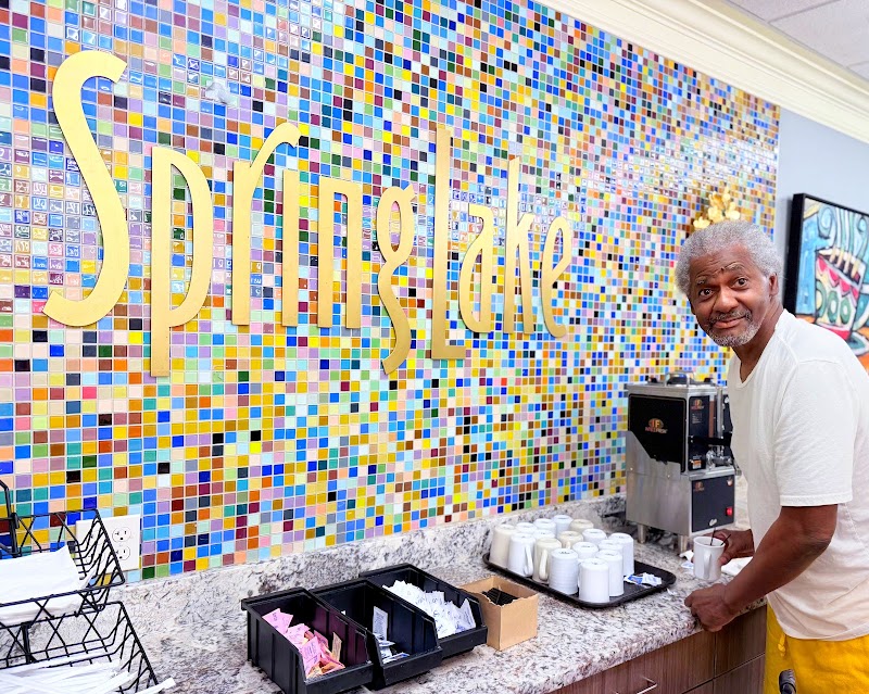 SPRING LAKE SKILLED NURSING AND REHABILITATION nursing home in SHREVEPORT, LA - Photo 5 of 5