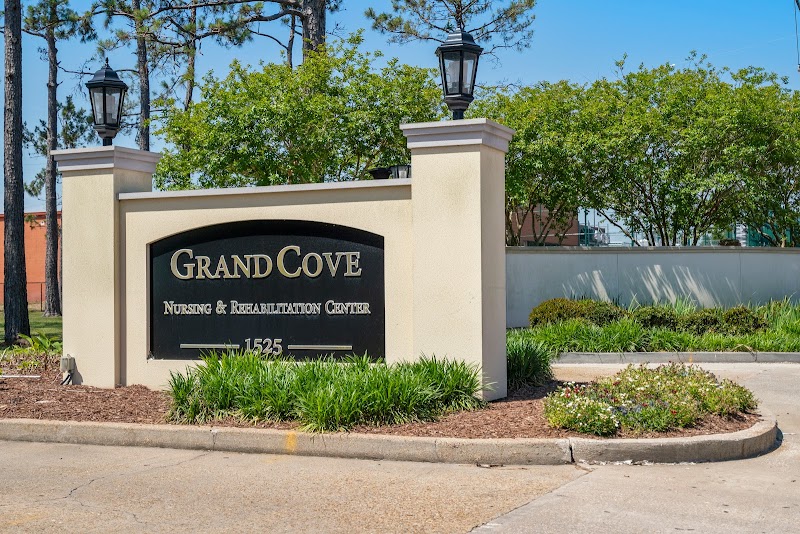 GRAND COVE NURSING & REHABILITATION CENTER nursing home in LAKE CHARLES, LA - Photo 2 of 10