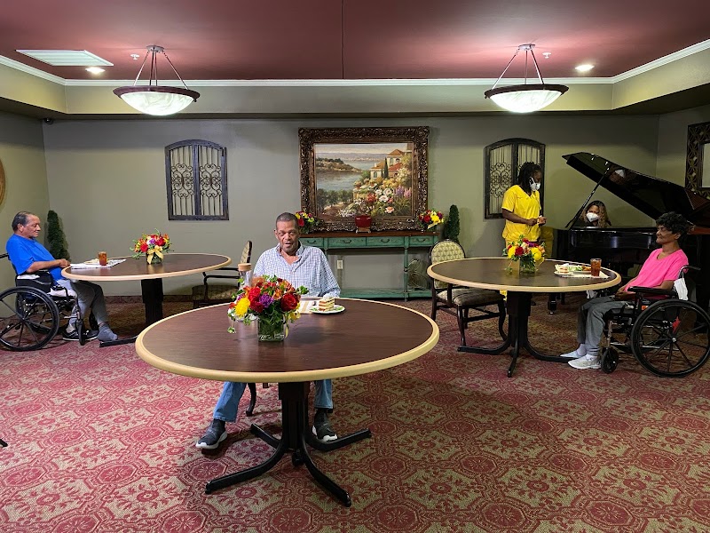 MAGNOLIA MANOR NURSING AND REHAB CTR, LLC nursing home in SHREVEPORT, LA - Photo 2 of 5