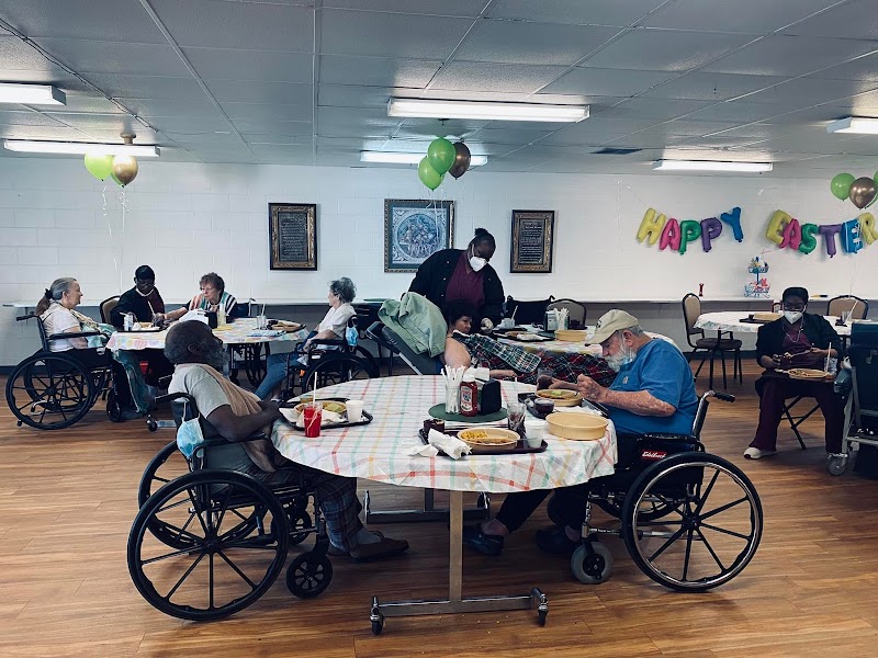 Carroll Health and Rehab LLC nursing home in Oak Grove, LA - Photo 2 of 5