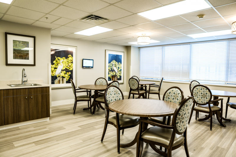 STERLING PLACE HEALTHCARE & REHABILITATION CENTER nursing home in BATON ROUGE, LA - Photo 2 of 5