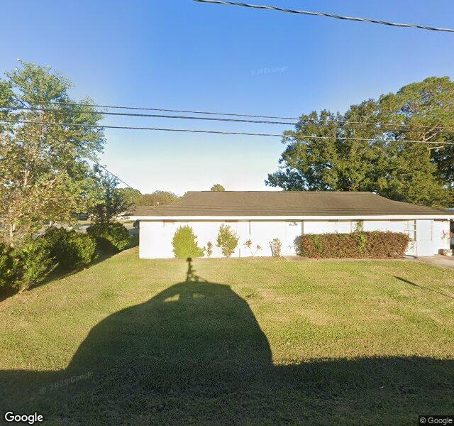 CHATEAU D'VILLE REHAB AND RETIREMENT nursing home in DONALDSONVILLE, LA - Photo 2 of 2