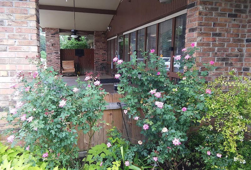 THE CARE CENTER OF DEQUINCY nursing home in DEQUINCY, LA - Photo 2 of 5