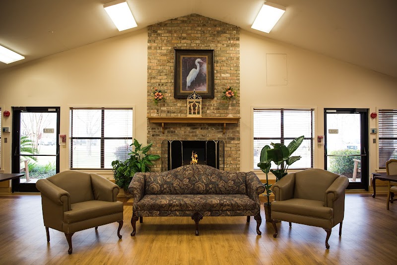 THE OAKS CARE CENTER nursing home in PINEVILLE, LA - Photo 5 of 5