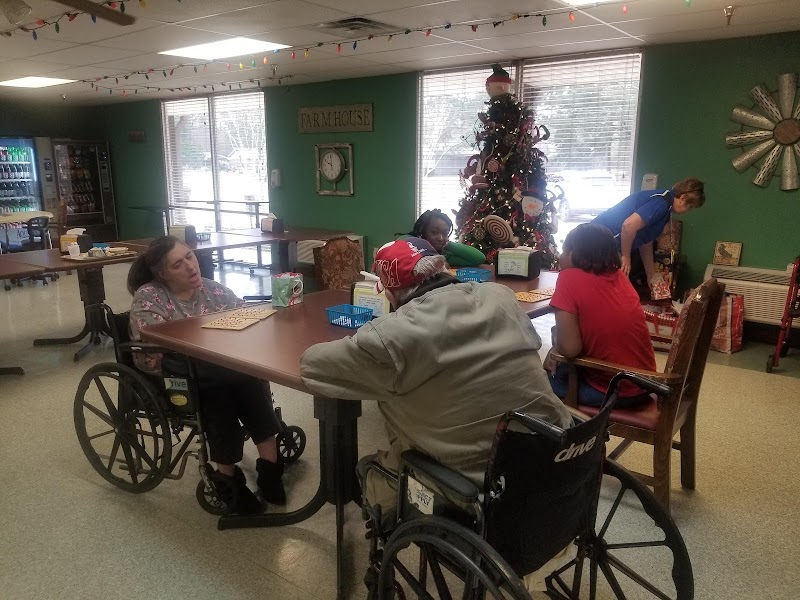 Deridder Retirement & Rehab Center nursing home in DERIDDER, LA - Photo 4 of 5