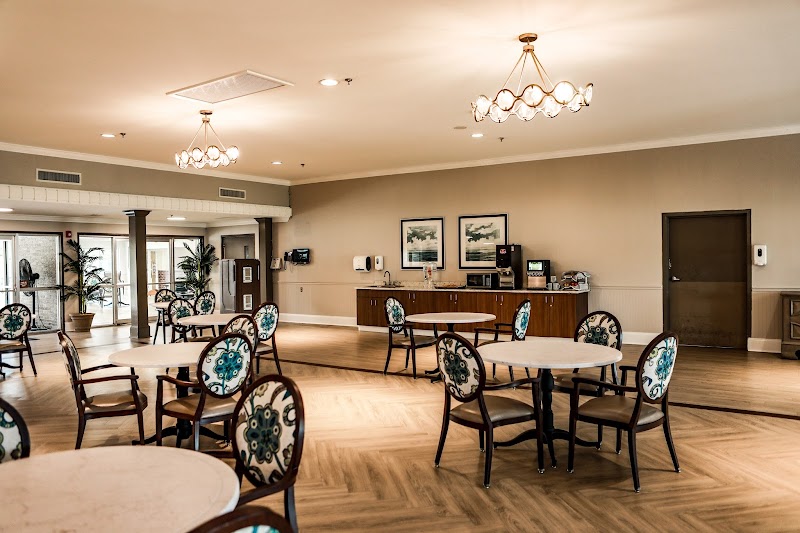 The Guest House Care Center nursing home in BATON ROUGE, LA - Photo 3 of 5