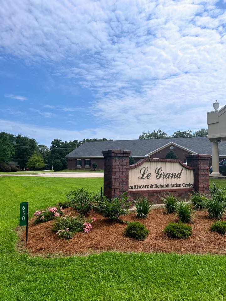 LEGRAND HEALTHCARE AND REHABILITATION CENTER nursing home in BASTROP, LA - Photo 2 of 5