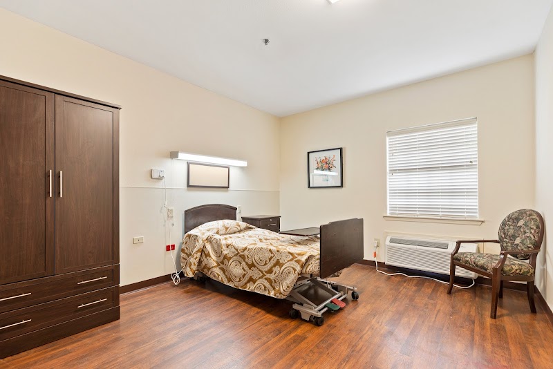 Landmark of Lake Charles nursing home in LAKE CHARLES, LA - Photo 3 of 5