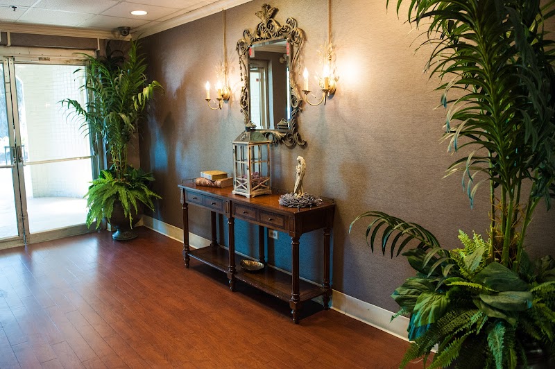 LADY OF THE OAKS RETIREMENT MANOR nursing home in LAFAYETTE, LA - Photo 5 of 10