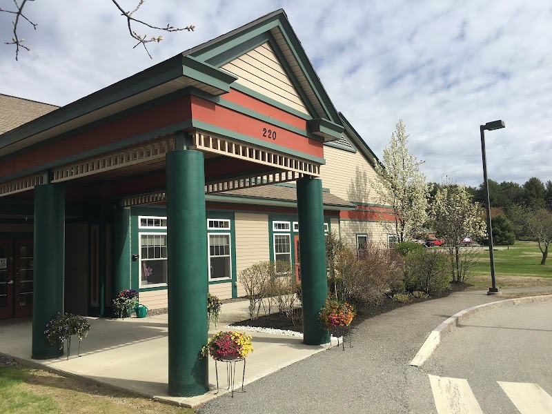 LAKEWOOD A CONTINUING CARE CENTER nursing home in WATERVILLE, ME - Photo 2 of 5