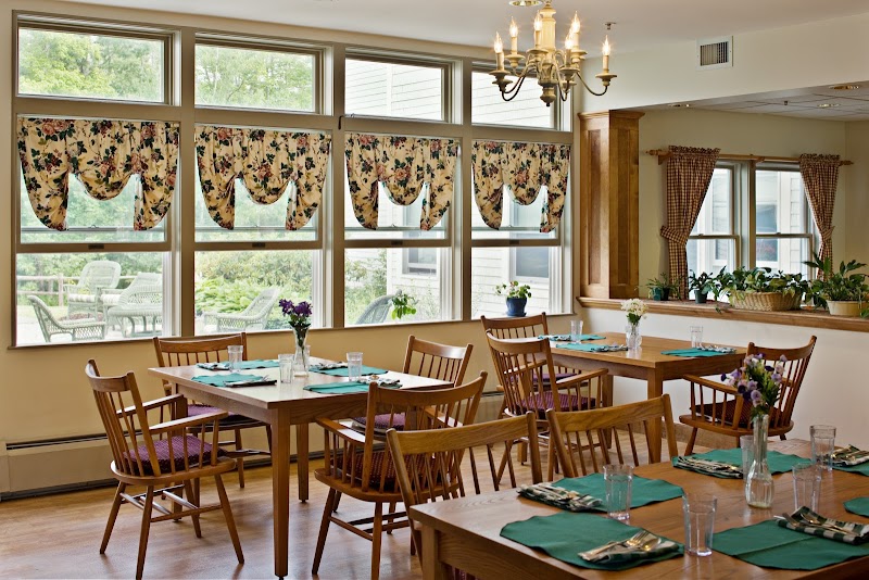 WINDWARD GARDENS nursing home in CAMDEN, ME - Photo 2 of 5