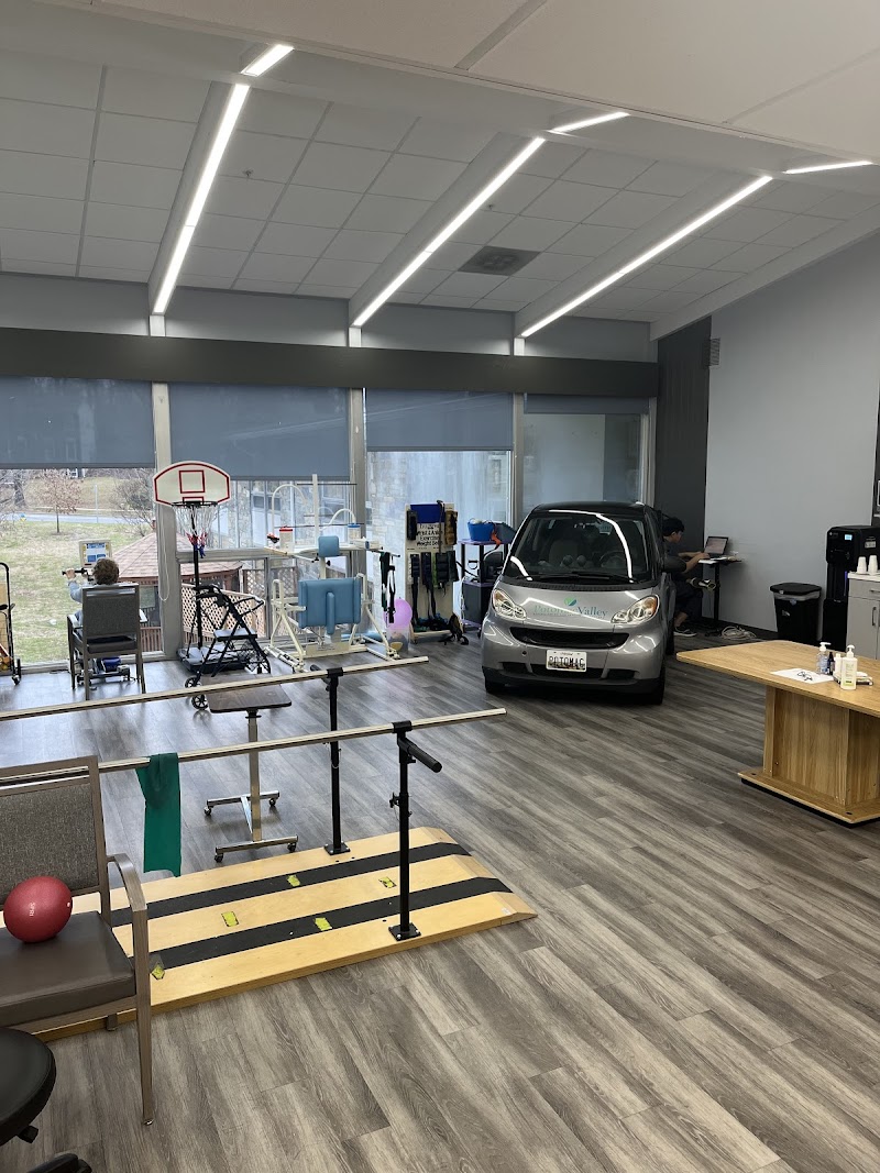 POTOMAC VALLEY REHABILITATION AND HEALTHCARE nursing home in ROCKVILLE, MD - Photo 3 of 10