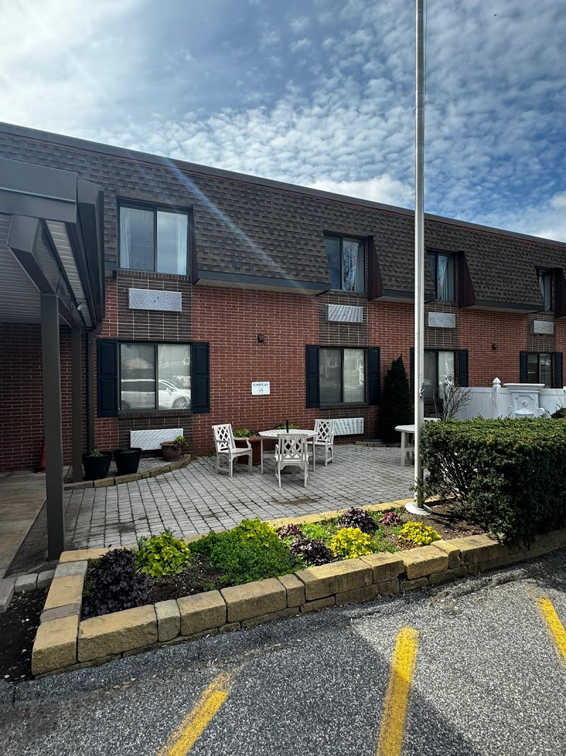 TOWSON  REHABILITATION AND HEALTHCARE CENTER nursing home in TOWSON, MD - Photo 2 of 10