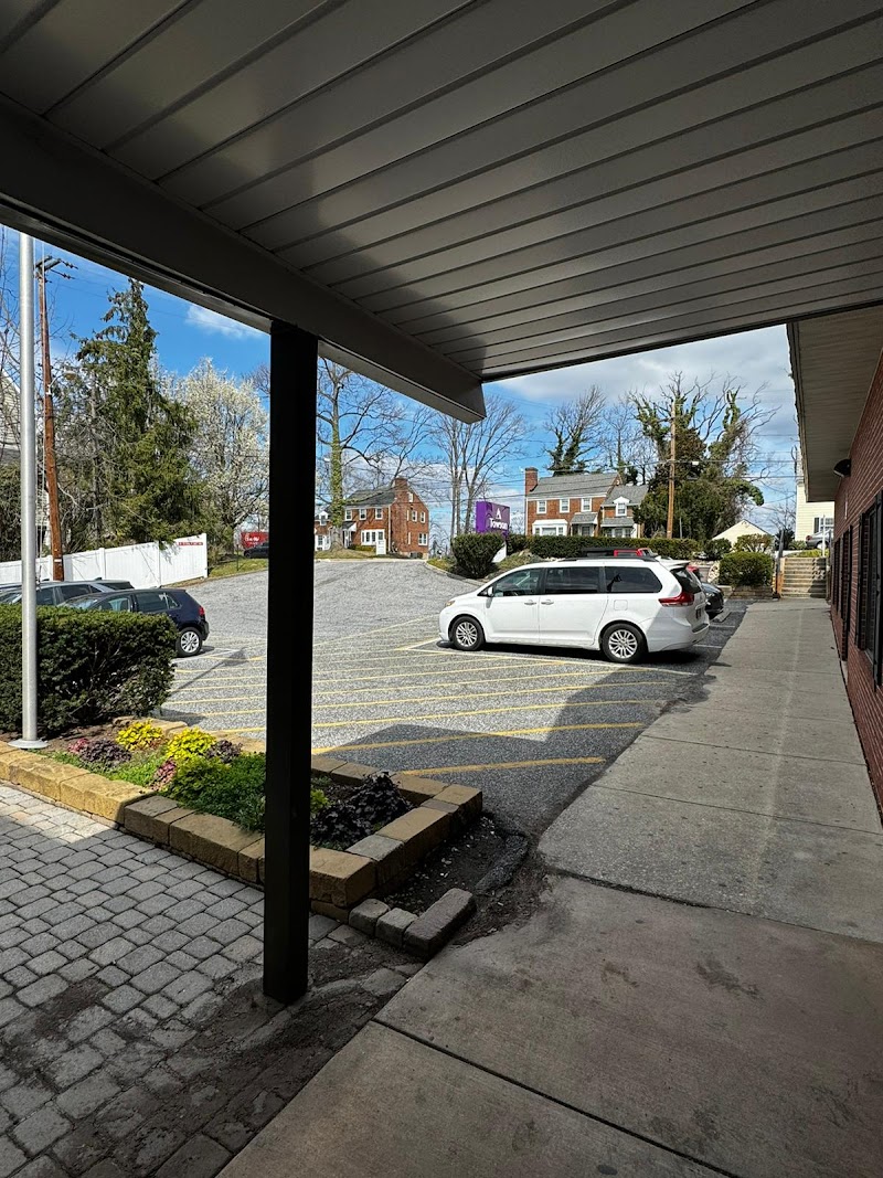 TOWSON  REHABILITATION AND HEALTHCARE CENTER nursing home in TOWSON, MD - Photo 5 of 10