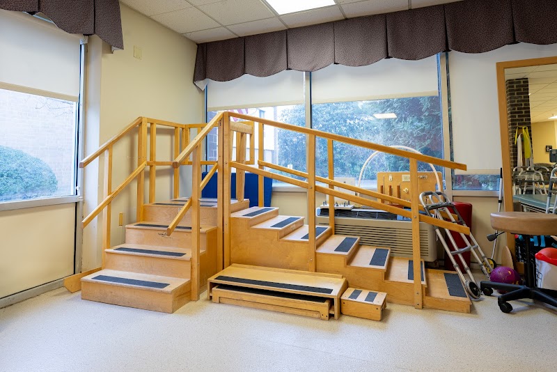 AUTUMN LAKE HEALTHCARE AT CATONSVILLE nursing home in CATONSVILLE, MD - Photo 4 of 5