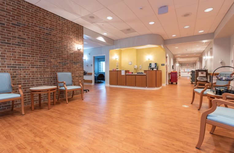 AUTUMN LAKE HEALTHCARE AT CROFTON nursing home in CROFTON, MD - Photo 4 of 10