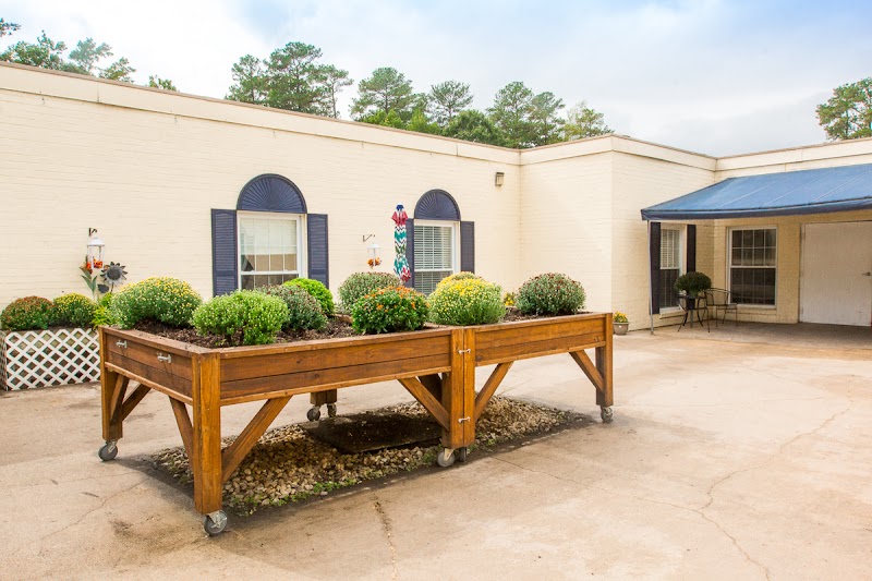 CHESAPEAKE SHORES NURSING CENTER nursing home in LEXINGTON PARK, MD - Photo 5 of 5