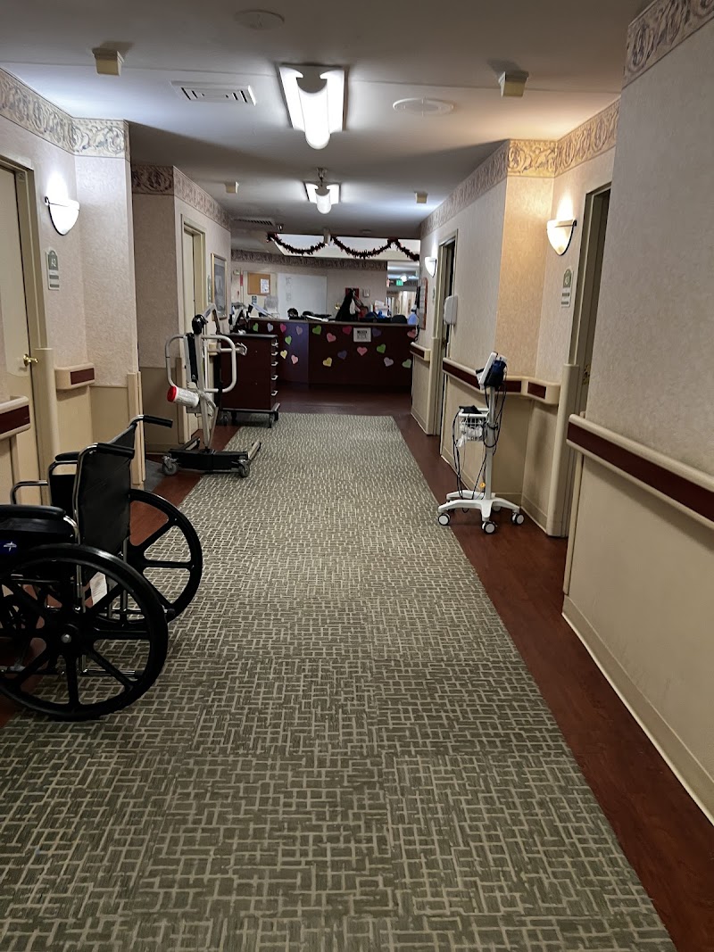 COMPLETE CARE AT SEVERNA PARK LLC nursing home in SEVERNA PARK, MD - Photo 3 of 5