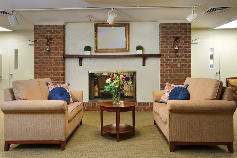 COMPLETE CARE AT LAPLATA LLC nursing home in LAPLATA, MD - Photo 3 of 5