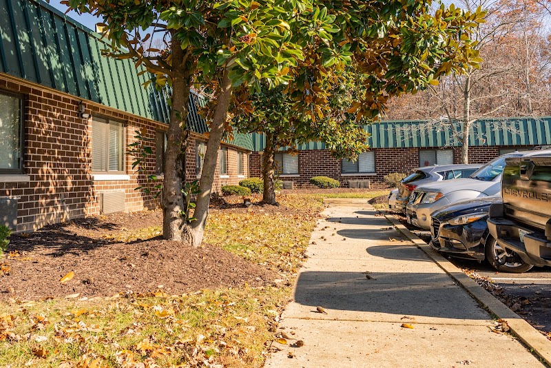 AUTUMN LAKE HEALTHCARE AT BRADFORD OAKS nursing home in CLINTON, MD - Photo 2 of 6