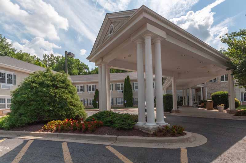 STERLING CARE BETHESDA nursing home in BETHESDA, MD - Photo 2 of 5