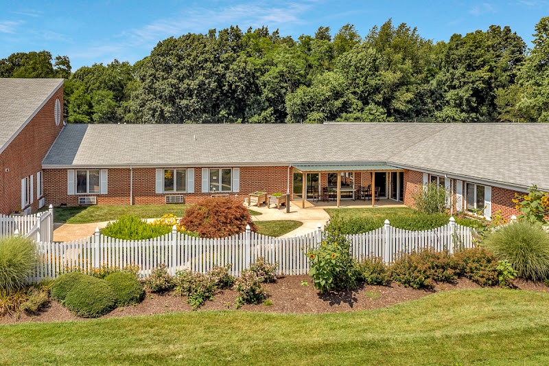 AUTUMN LAKE HEALTHCARE AT CALVERT MANOR nursing home in RISING SUN, MD - Photo 3 of 5