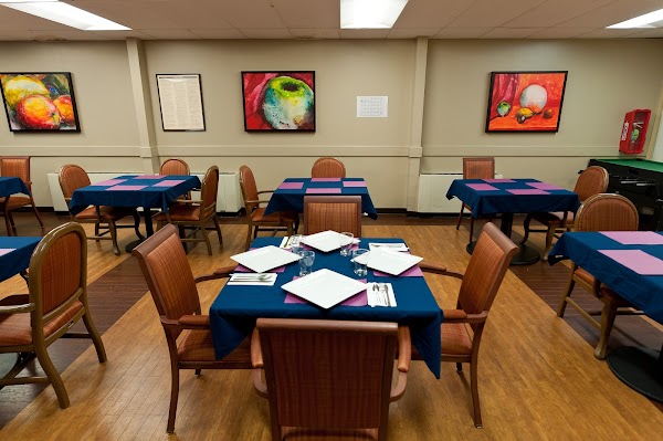 AUTUMN LAKE HEALTHCARE AT BRIDGEPARK nursing home in BALTIMORE, MD - Photo 1 of 5