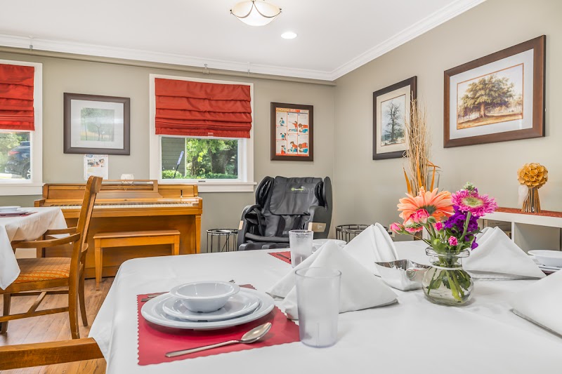 AUTUMN LAKE HEALTHCARE AT BRADDOCK HEIGHTS nursing home in FREDERICK, MD - Photo 2 of 10