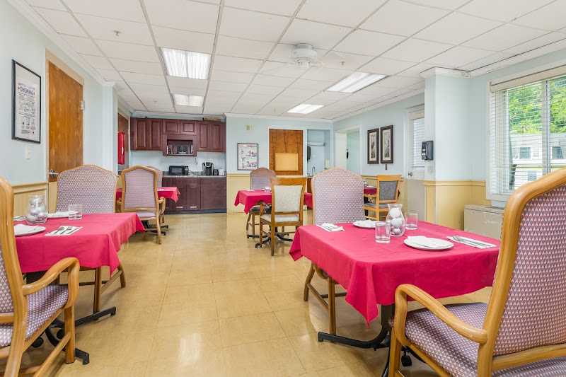 AUTUMN LAKE HEALTHCARE AT OVERLEA nursing home in BALTIMORE, MD - Photo 2 of 5