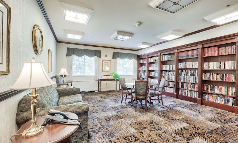 STERLING CARE HILLHAVEN nursing home in ADELPHI, MD - Photo 4 of 10