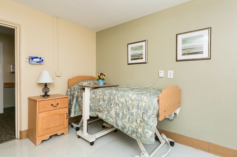 CHAPEL HILL NURSING CENTER nursing home in RANDALLSTOWN, MD - Photo 5 of 5