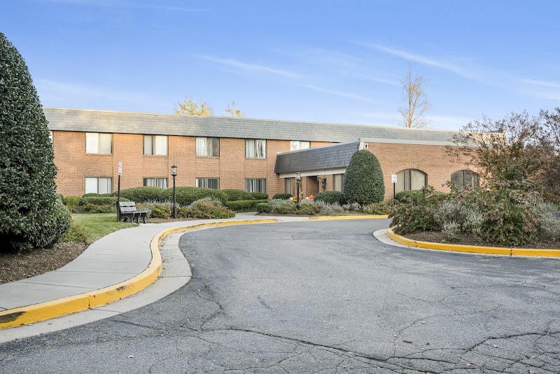 CARRIAGE HILL BETHESDA nursing home in BETHESDA, MD - Photo 3 of 5