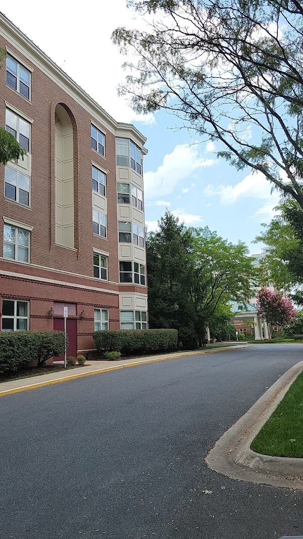 MAPLEWOOD PARK PLACE nursing home in BETHESDA, MD - Photo 1 of 8