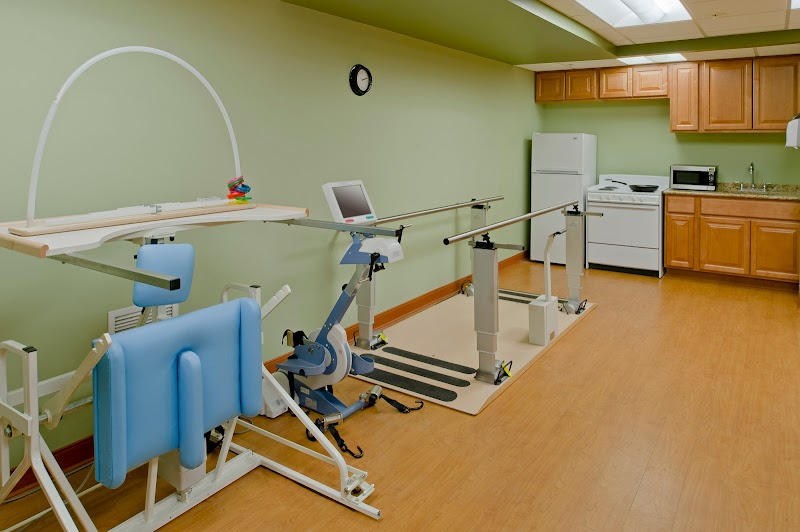 FUTURE CARE CHARLES VILLAGE nursing home in BALTIMORE, MD - Photo 2 of 10