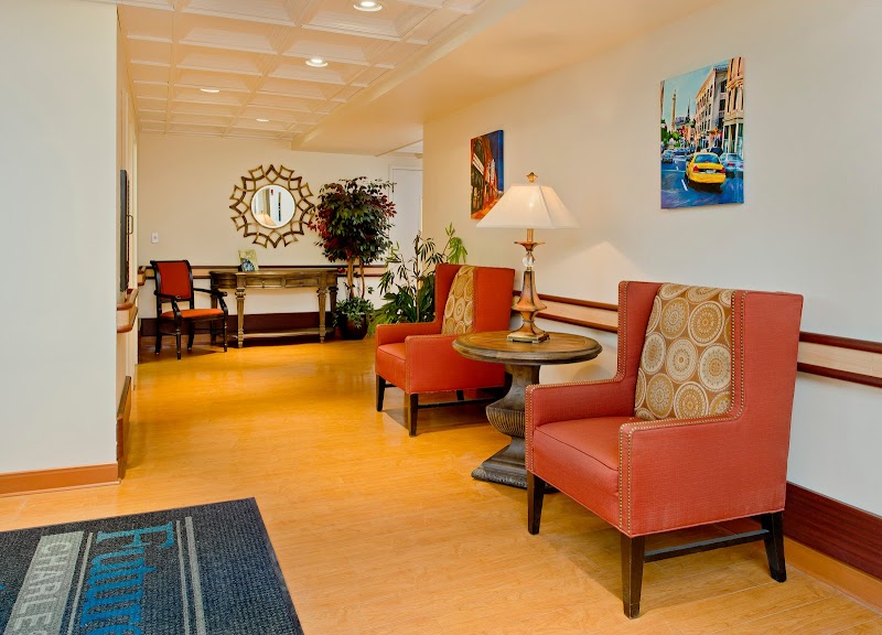 FUTURE CARE CHARLES VILLAGE nursing home in BALTIMORE, MD - Photo 4 of 10